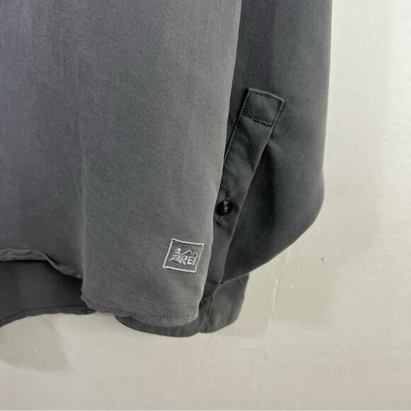REI Gray Outdoor Button Up Mens Shirt Size XXL - Picture 6 of 12